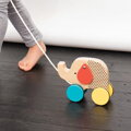 Petitcollage drevený ťahací slon Jumbo, 2, kreatívne hračky pre deti