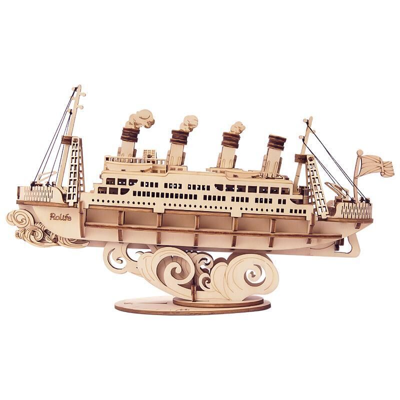 E-shop RoboTime Drevené 3D puzzle Zaoceánsky parník 145 ks