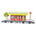 Hračka Bigjigs Rail Drevené vláčiky - Vidiecka stanica, 6740