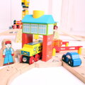 Hračka Bigjigs Rail Drevené vláčiky - Závory s návestím, 9351