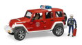 Bruder 2528 JEEP WRANGLER Rubicon požiarne vozidlo s panáčikom