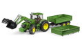 Bruder JOHN DEERE traktor + vlečka a radlica