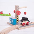 Hračka Bigjigs Rail Drevené vláčiky - Uhoľný prístav so žeriavom, 7514