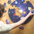 Hračka Bigjigs Toys Okrúhle podlahové puzzle Slnečná sústava 50 ks, 2