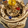 RoboTime Drevené 3D mechanické puzzle Hracia skrinka Historický orloj 101 ks, 2, hračky pre deti