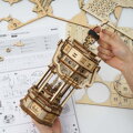 RoboTime Drevené 3D mechanické puzzle Hracia skrinka Viktoriánsky lampáš, 3 hračky pre deti