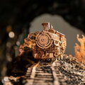 RoboTime Drevené 3D mechanické puzzle Parná lokomotíva, 3 hračky pre deti
