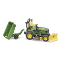 Bruder 62104 Bworld traktor John Deere s prívesom a záhradníkom, 1, hračky pre deti