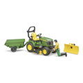 Bruder 62104 Bworld traktor John Deere s prívesom a záhradníkom, 5, hračky pre deti