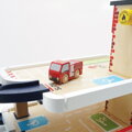 Le Toy Van Hasičská a záchranná garáž, 2, hračky pre deti