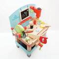 Le Toy Van Môj prvý stôl s náradím, 3, hry pre deti