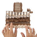 Hračka Ugears 3D mechanické puzzle - Programovateľná celesta 573 ks, 8