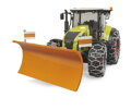 Bruder 3018 Claas Axion 950 so snehovými reťazami a radlicou
