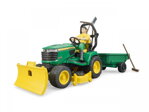 Bruder 62104 Bworld traktor John Deere s prívesom a záhradníkom, 2 hračky pre deti