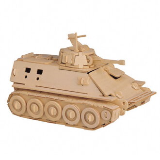 Woodcraft Drevené 3D puzzle Obrnený transportér P053