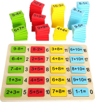 Small Foot Drevená farebná matematická tabuľka súčty