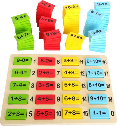 Drevená farebná matematická tabuľka súčty