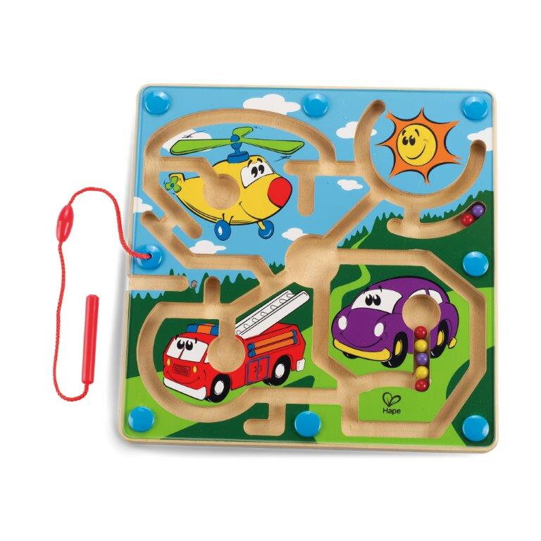 HAPE drevené hračky - drevený magnetický labyrint autá