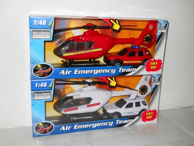 1:48 Záchranári auto a vrtuľník 2ass