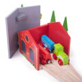 Bigjigs Rail Drevené vláčiky - Tehlové depo pre dva vláčiky