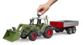 Bruder 2182 Traktor Fendt Vario 211 s čelným nakladačom a sklápacím prívesom