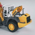 Bruder 2430 Čelný nakladač LIEBHERR L574