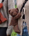 Doudou Plyšová taška cez rameno Medvedík hnedý 30 cm